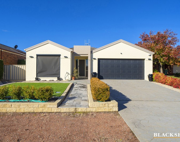 5 Coora Place, Jerrabomberra NSW 2619