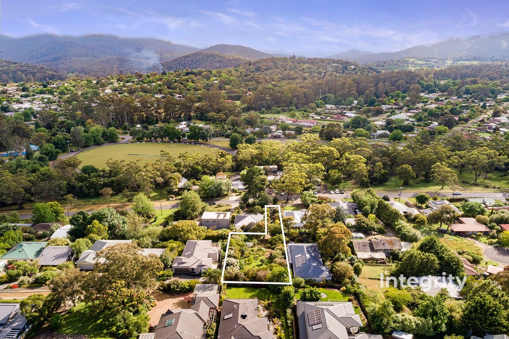 2/18 Badger Creek Road, Healesville VIC 3777, Image 0