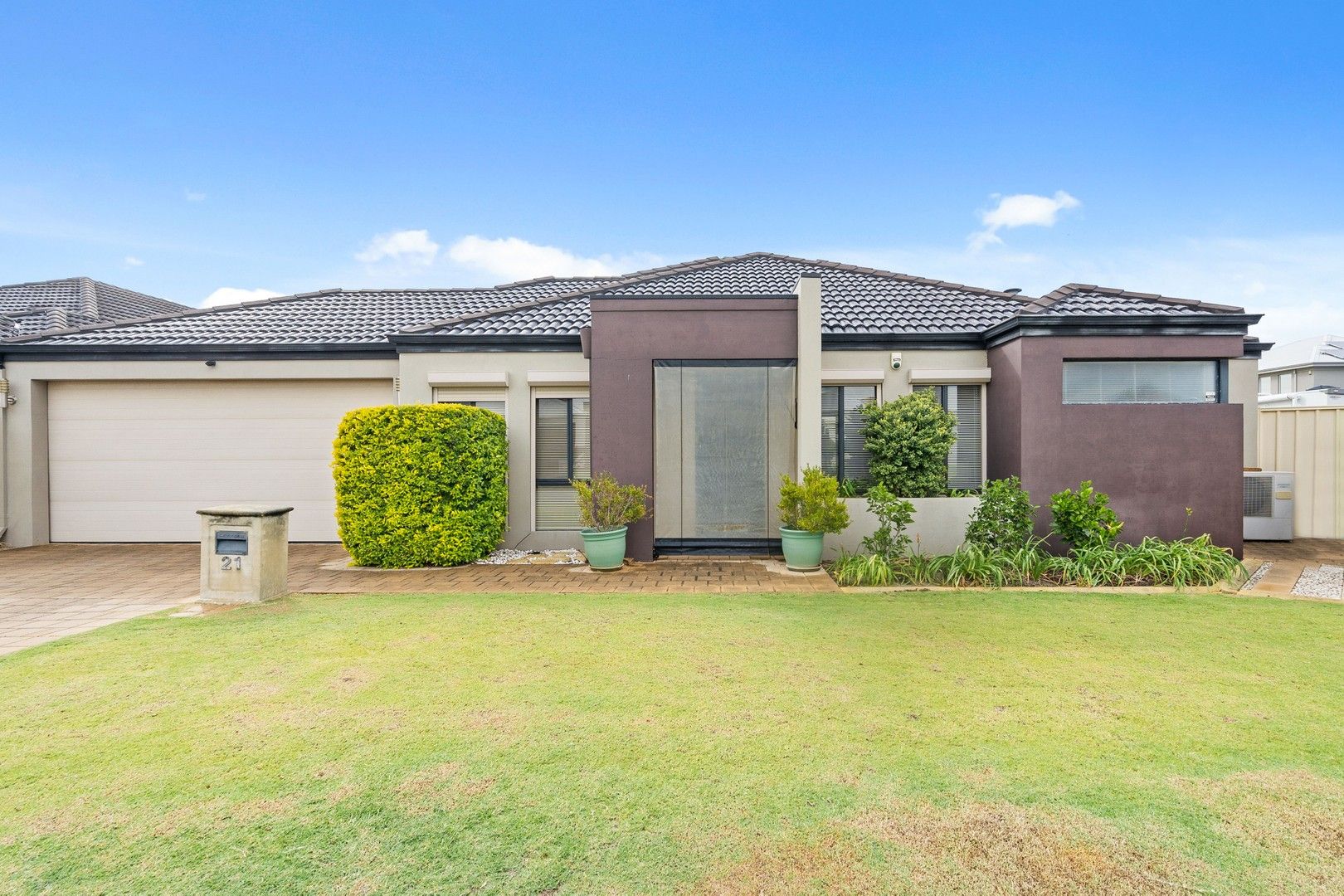 21 Otunic Way, Madeley WA 6065, Image 0