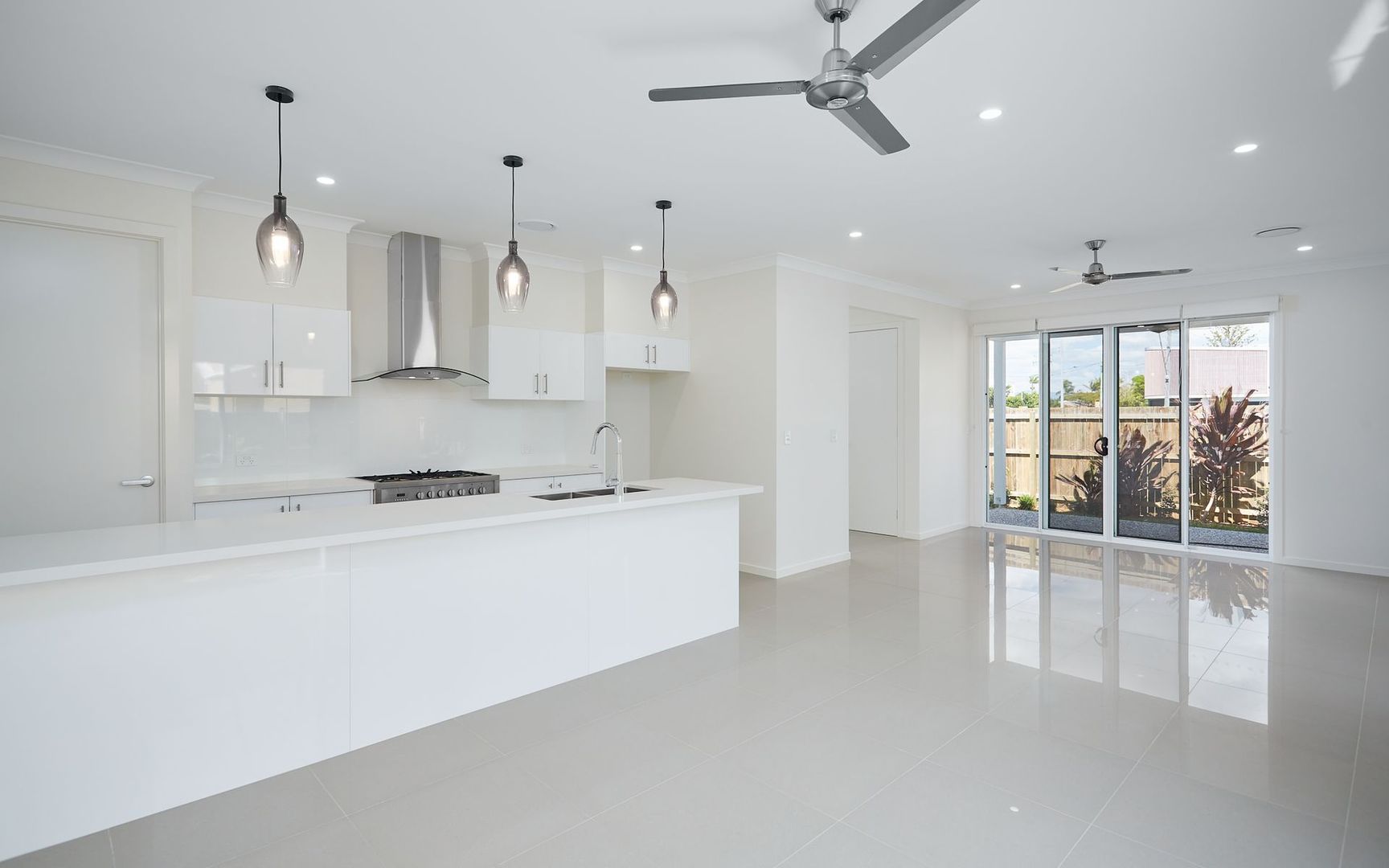 25A Via Roma, Isle Of Capri QLD 4217, Image 1