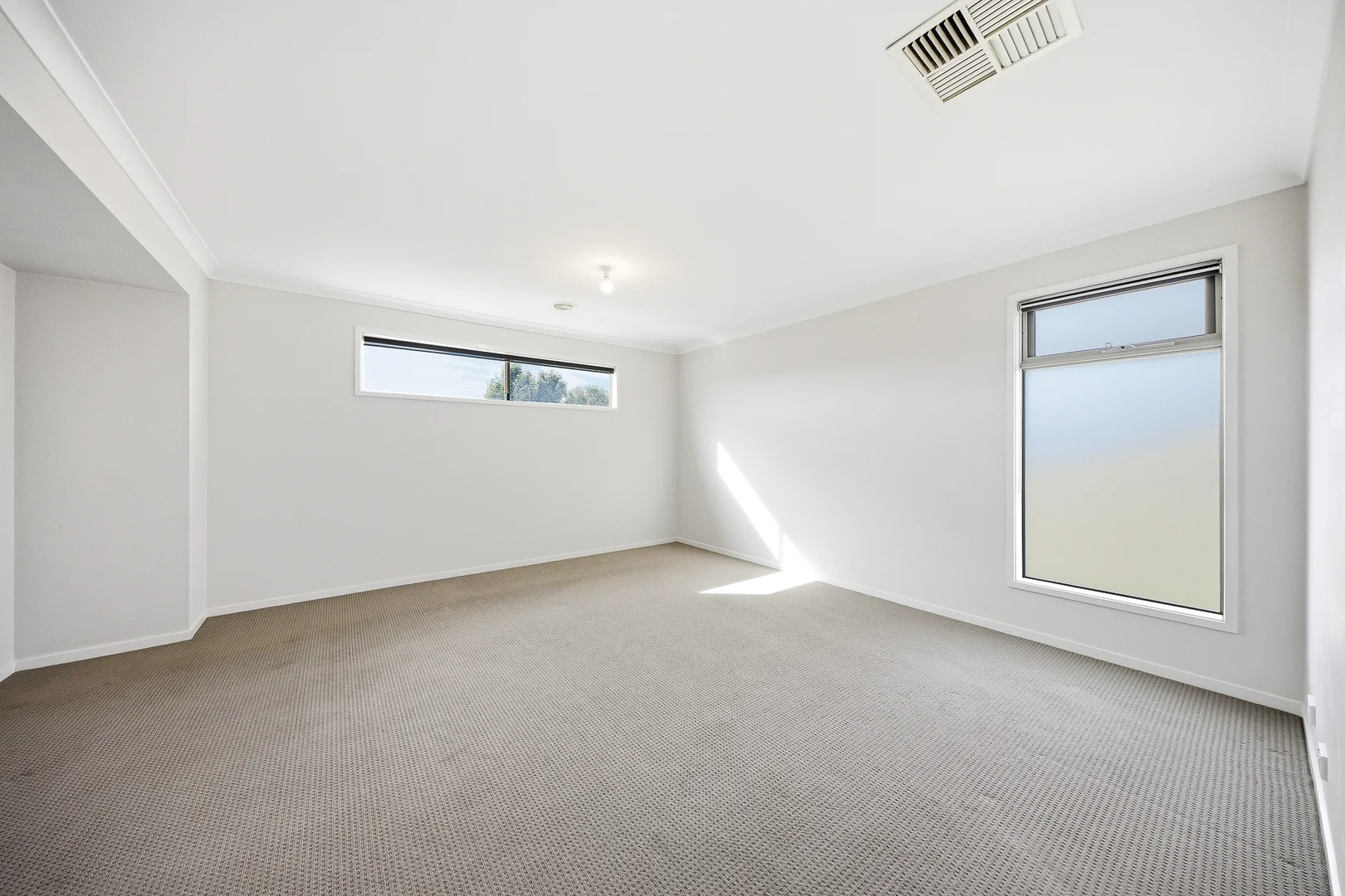 Additional image 7 of 15 Silverleaf Crescent, Officer VIC 3809