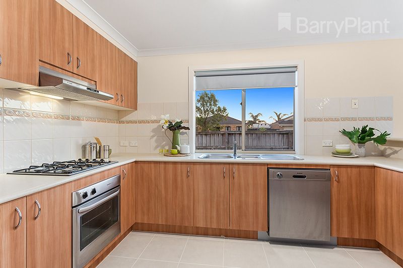 11 Hadley Circuit, Narre Warren South VIC 3805, Image 1