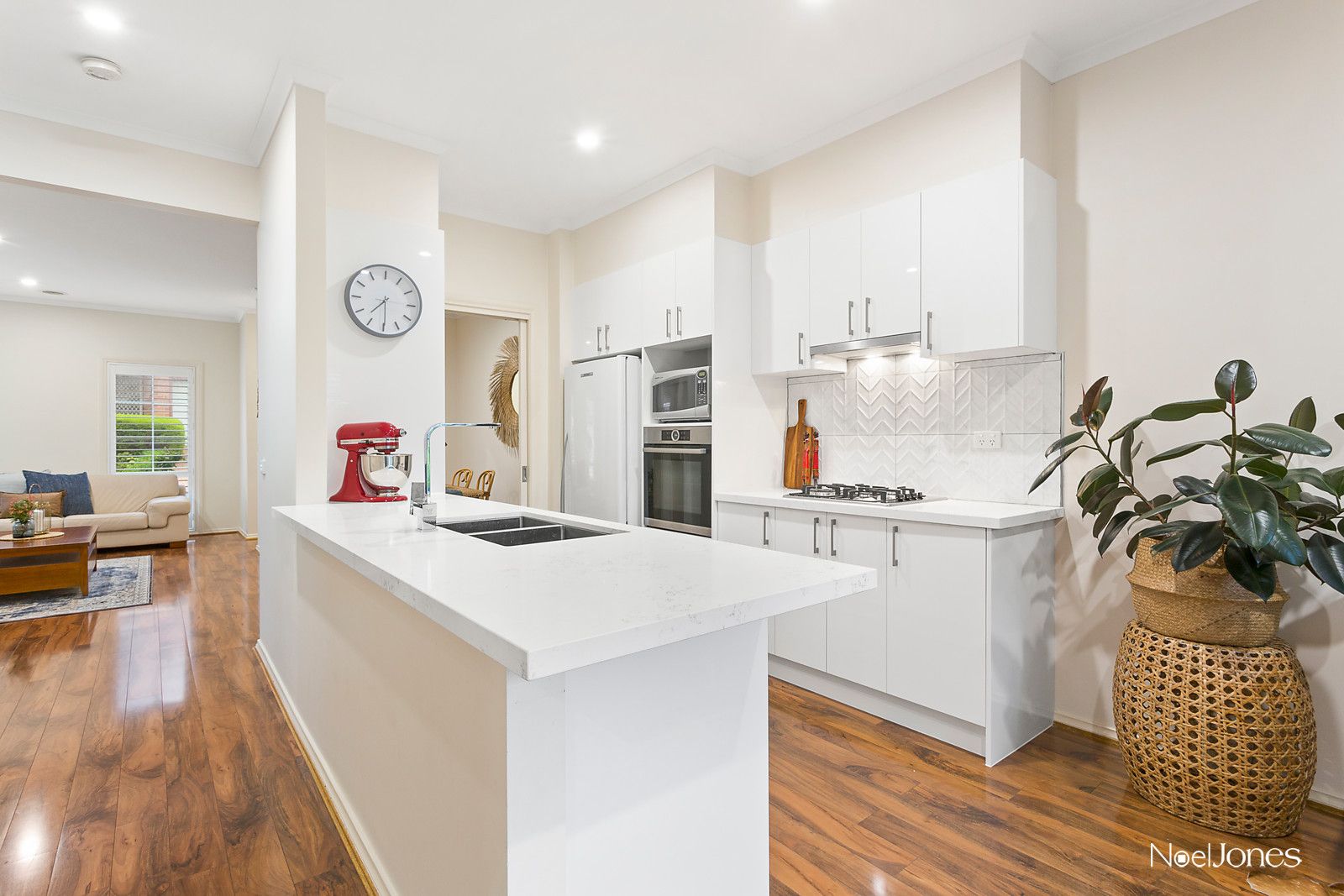 22/12-14 Unsworth Road, Ringwood North VIC 3134, Image 2