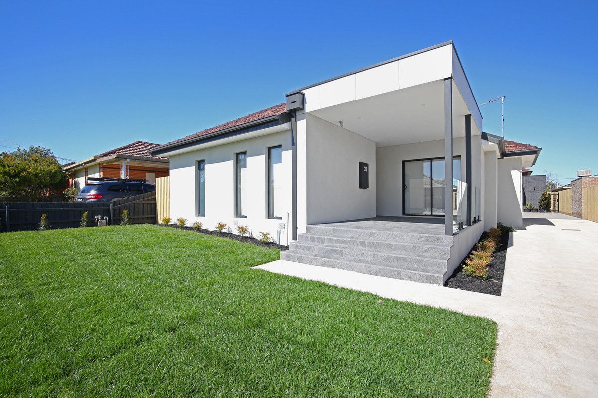 3 bedrooms House in 1/21 Sandra Avenue FAWKNER VIC, 3060