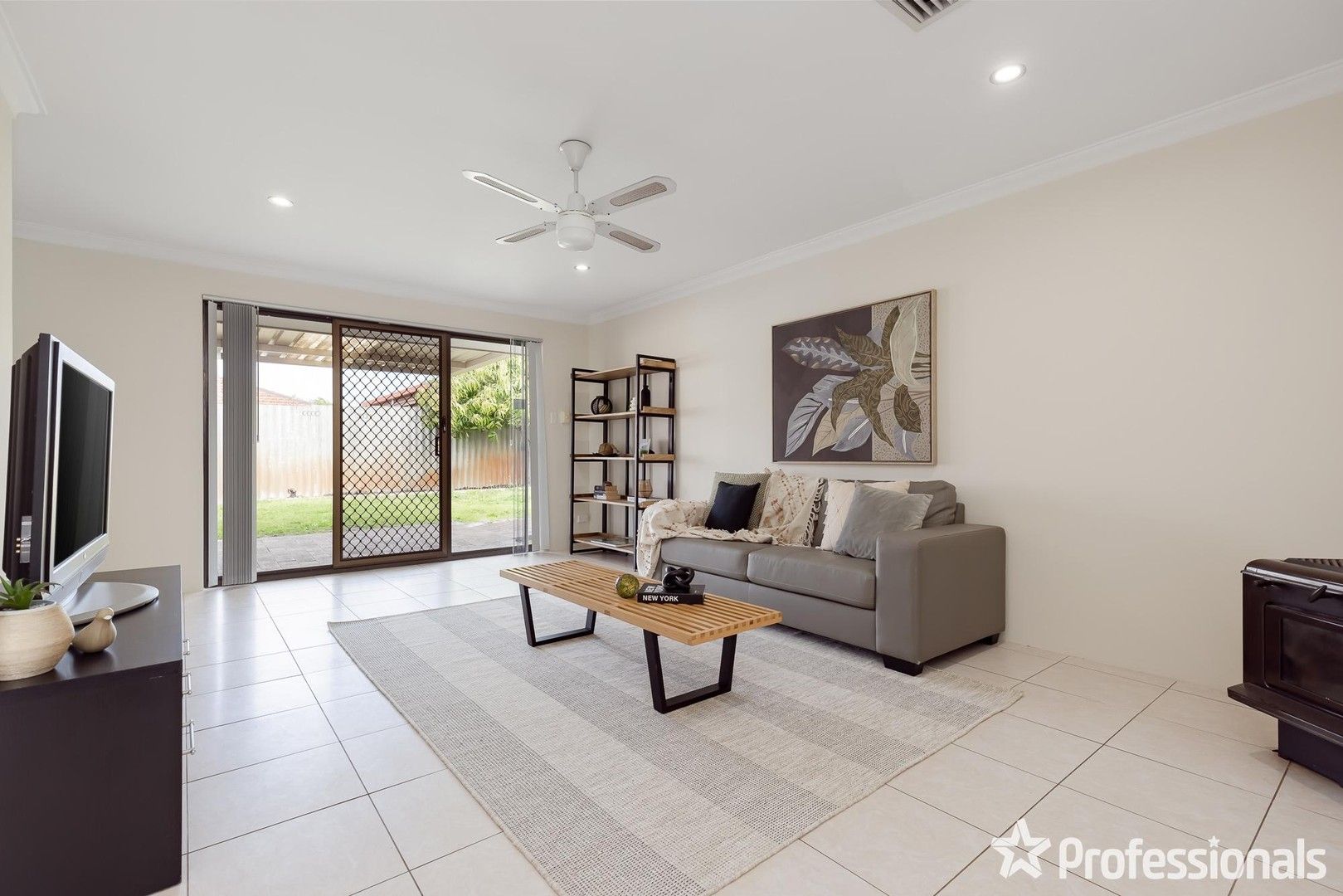 4 bedrooms House in 7 Glenkerry Road WILLETTON WA, 6155
