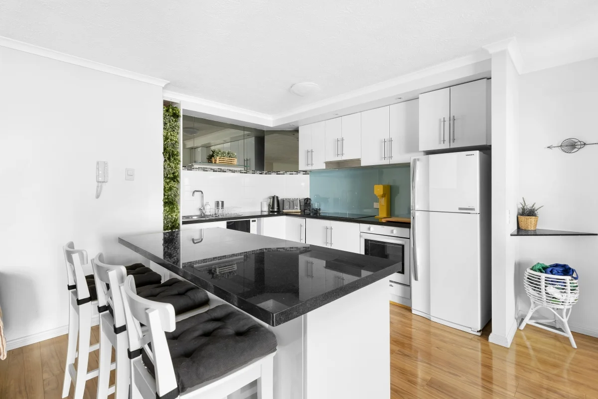 Additional image 4 of 3/32-36 Second Avenue, Broadbeach QLD 4218
