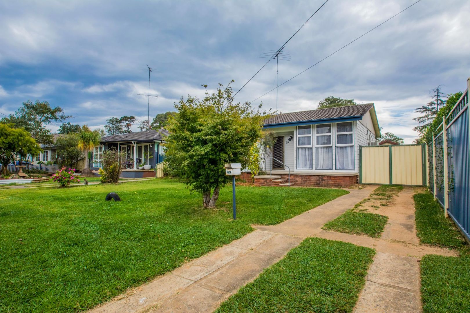 69 Ladbury Avenue, Penrith NSW 2750