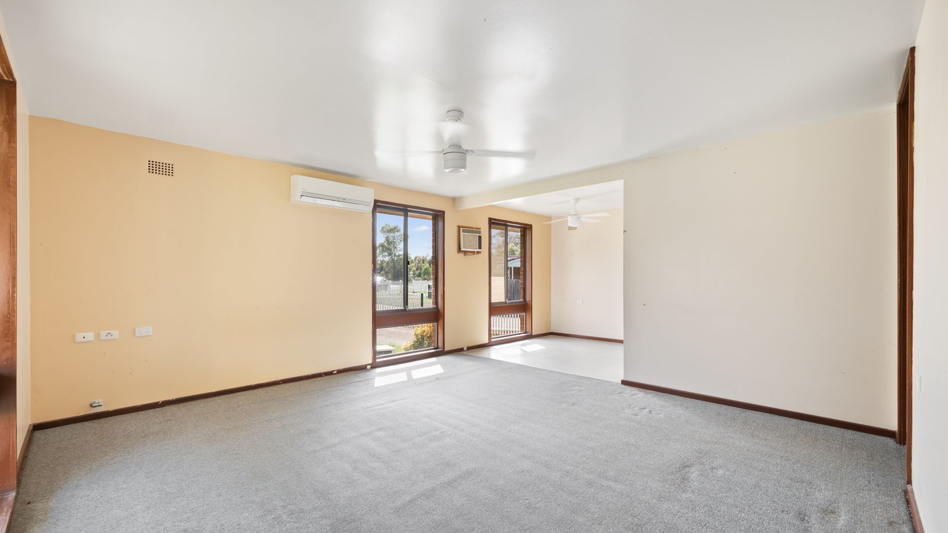 11 Peppin Crescent, Airds NSW 2560, Image 1