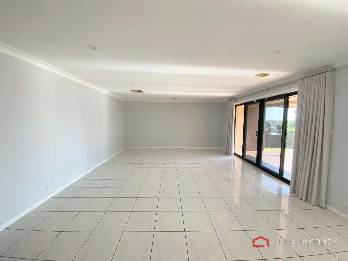 Additional image 8 of 16 Dobell Place, Lloyd NSW 2650