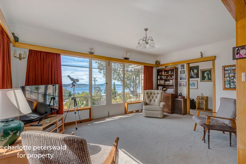 19 Delta Avenue, Taroona TAS 7053, Image 1