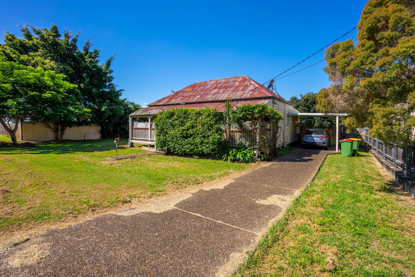 27 Marian Street, Booval QLD 4304, Image 2