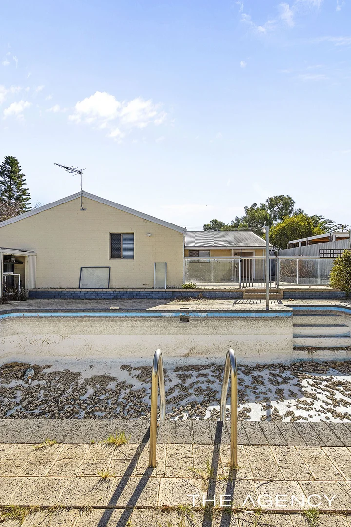 Additional image 30 of 24 Fenellia Crescent, Craigie WA 6025