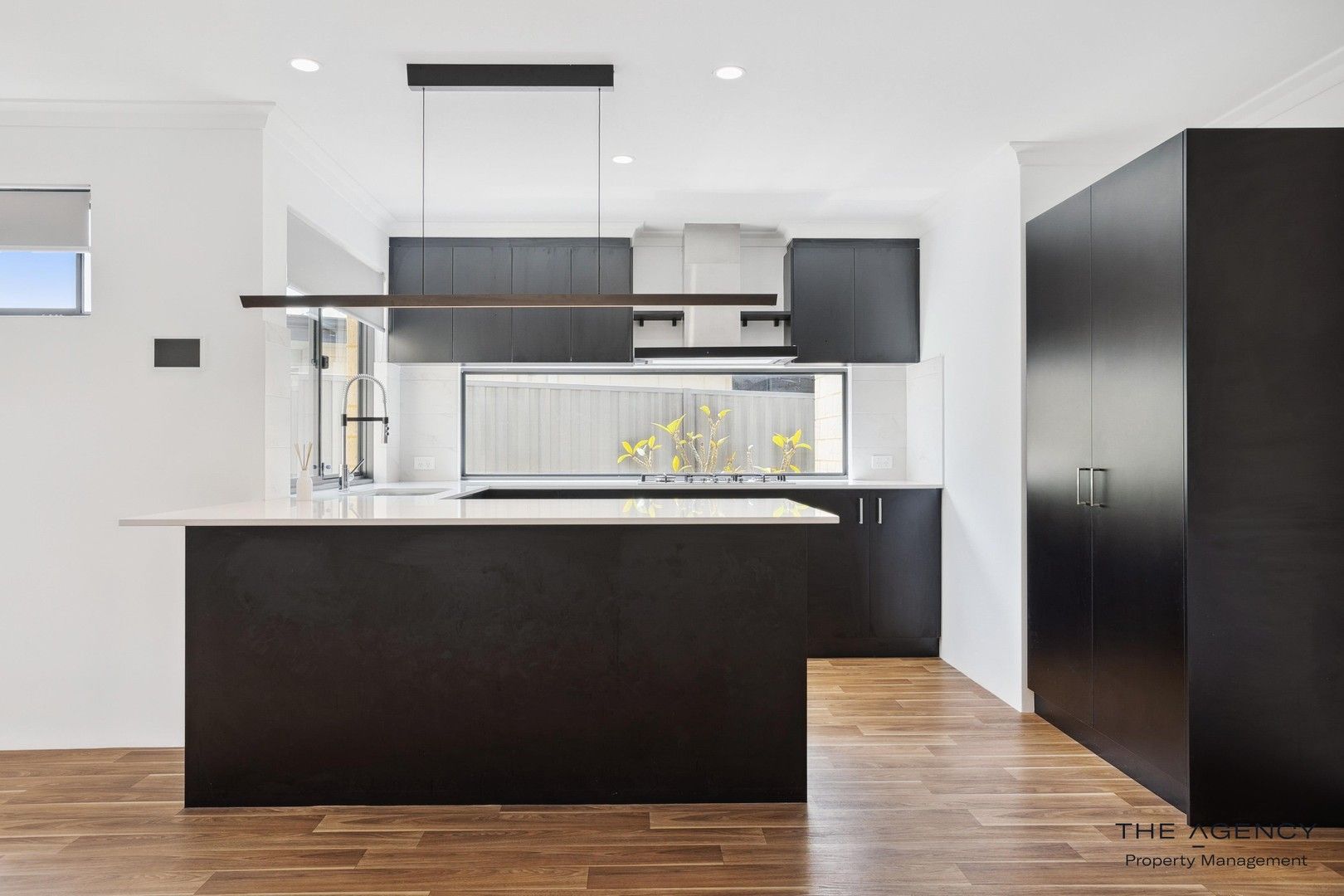 3 bedrooms House in 4 Ladysmith Loop WELLARD WA, 6170