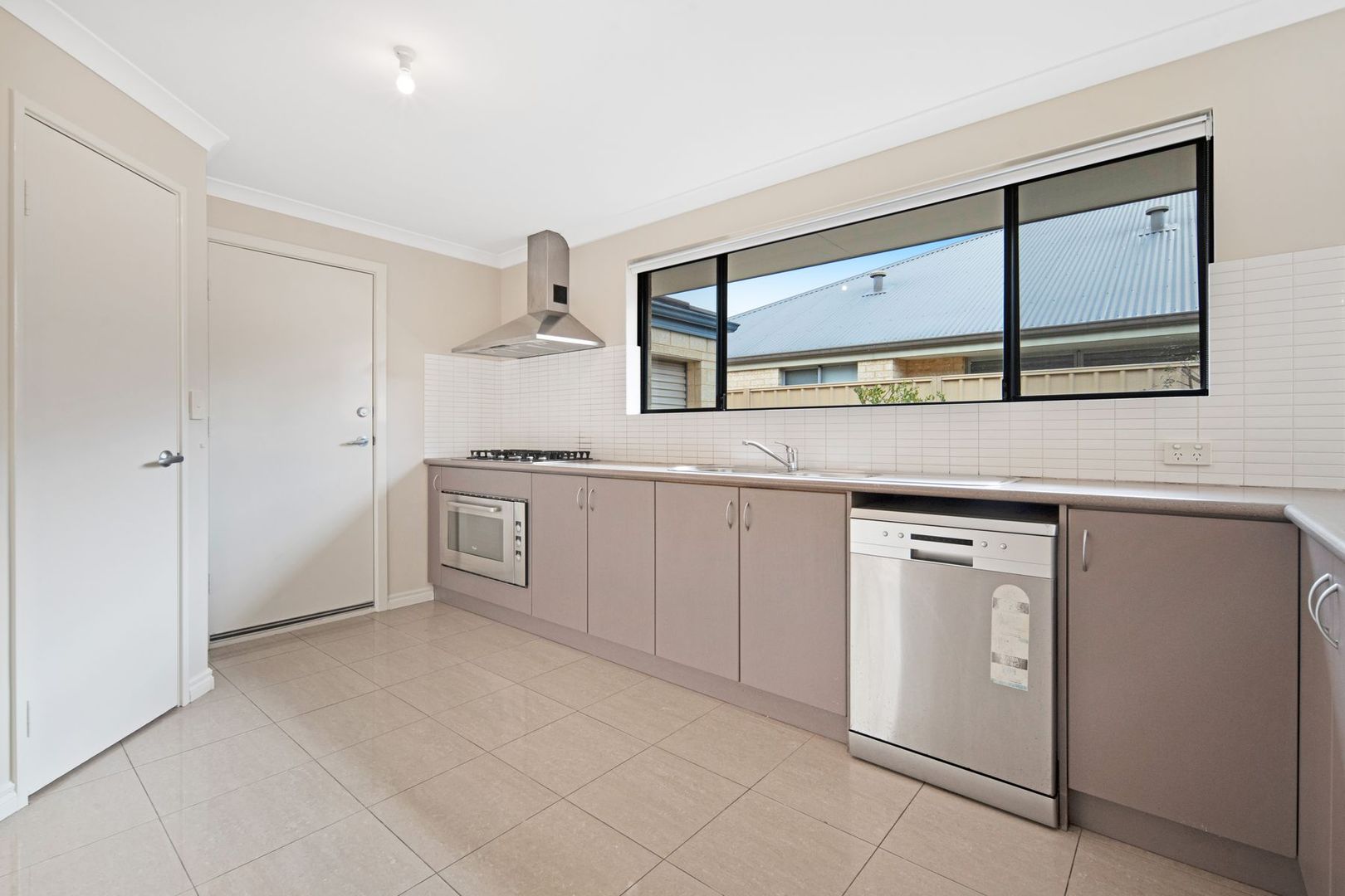 17 Bushy Gardens, Canning Vale WA 6155, Image 2