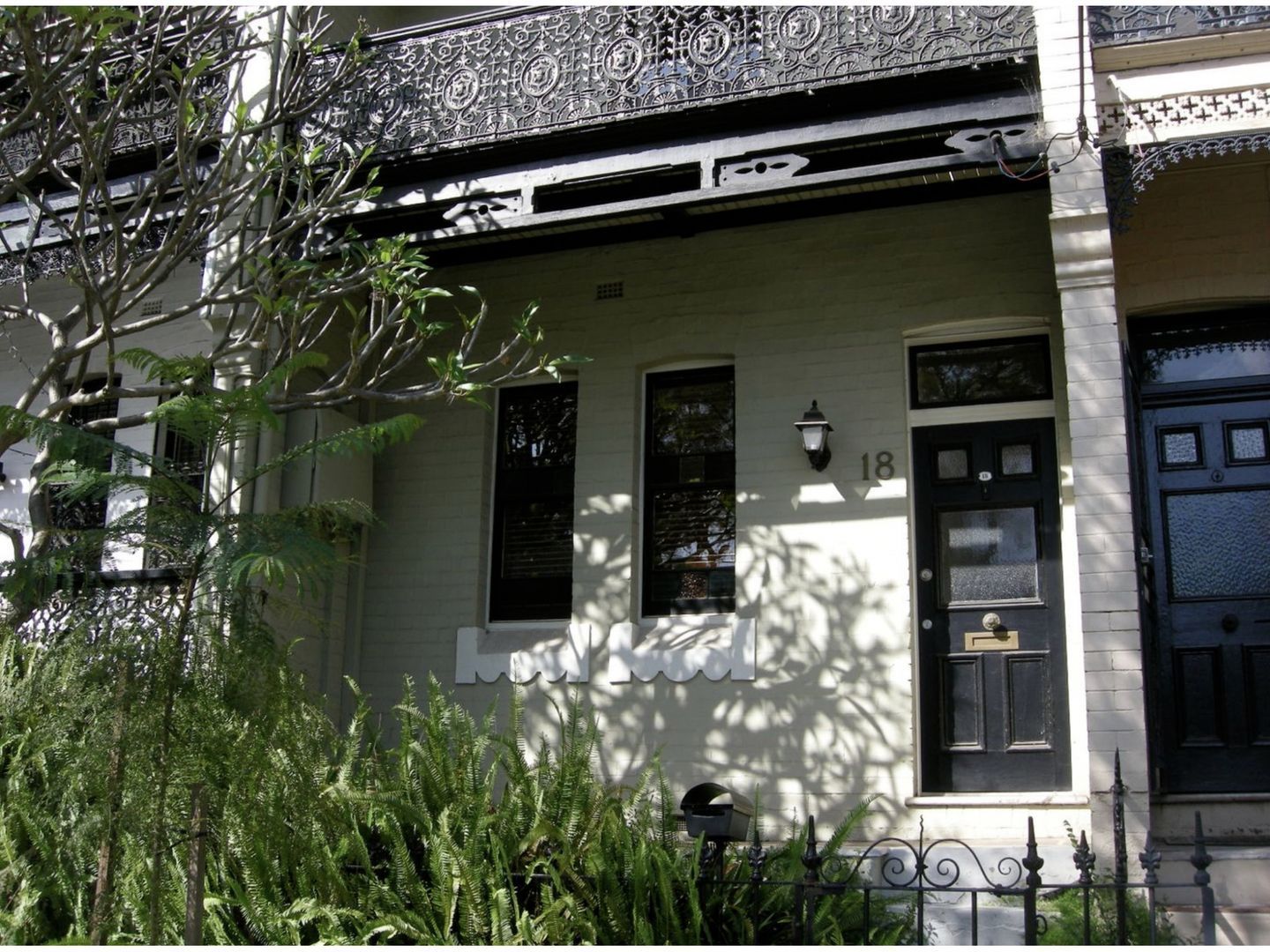 2 bedrooms House in 18 Lawson Street PADDINGTON NSW, 2021