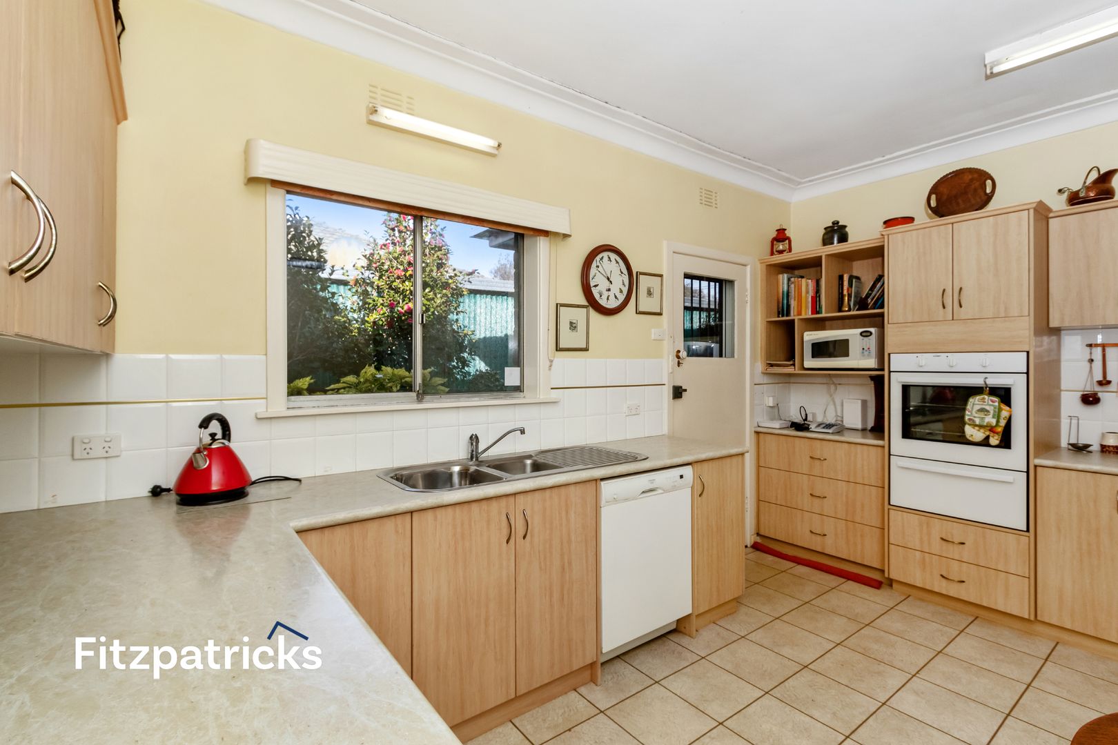 265 Bourke Street, Tolland NSW 2650, Image 2