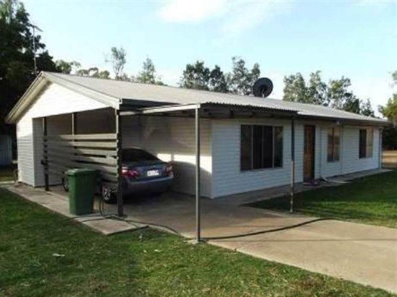 3 bedrooms House in 20 Walker Street COLLINSVILLE QLD, 4804