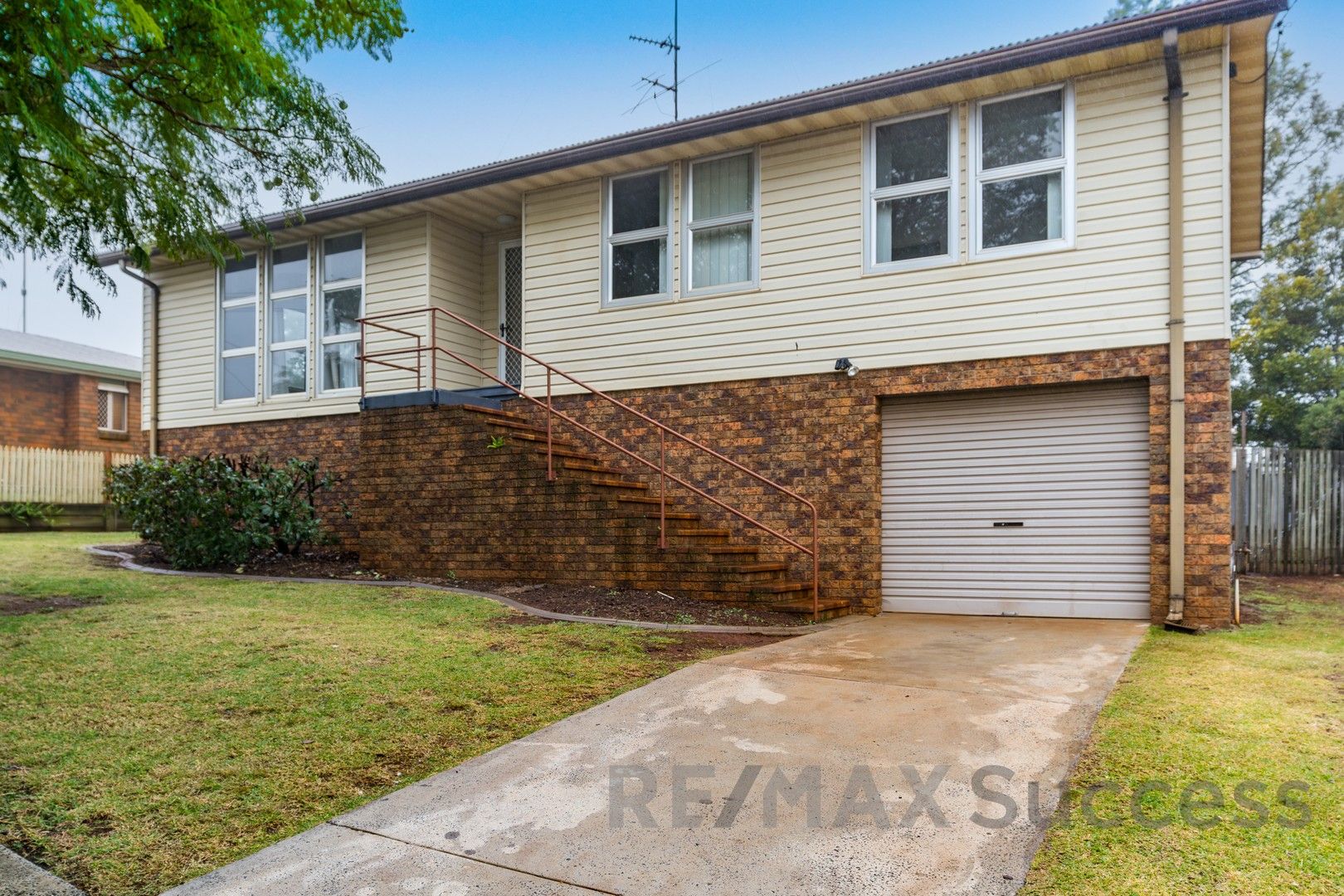 3 bedrooms House in 626 Greenwattle Street NEWTOWN QLD, 4350