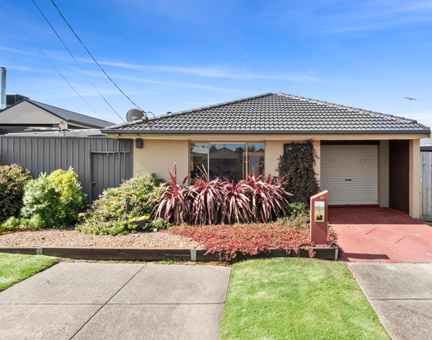 86 Nanworen Crescent, Bell Park VIC 3215