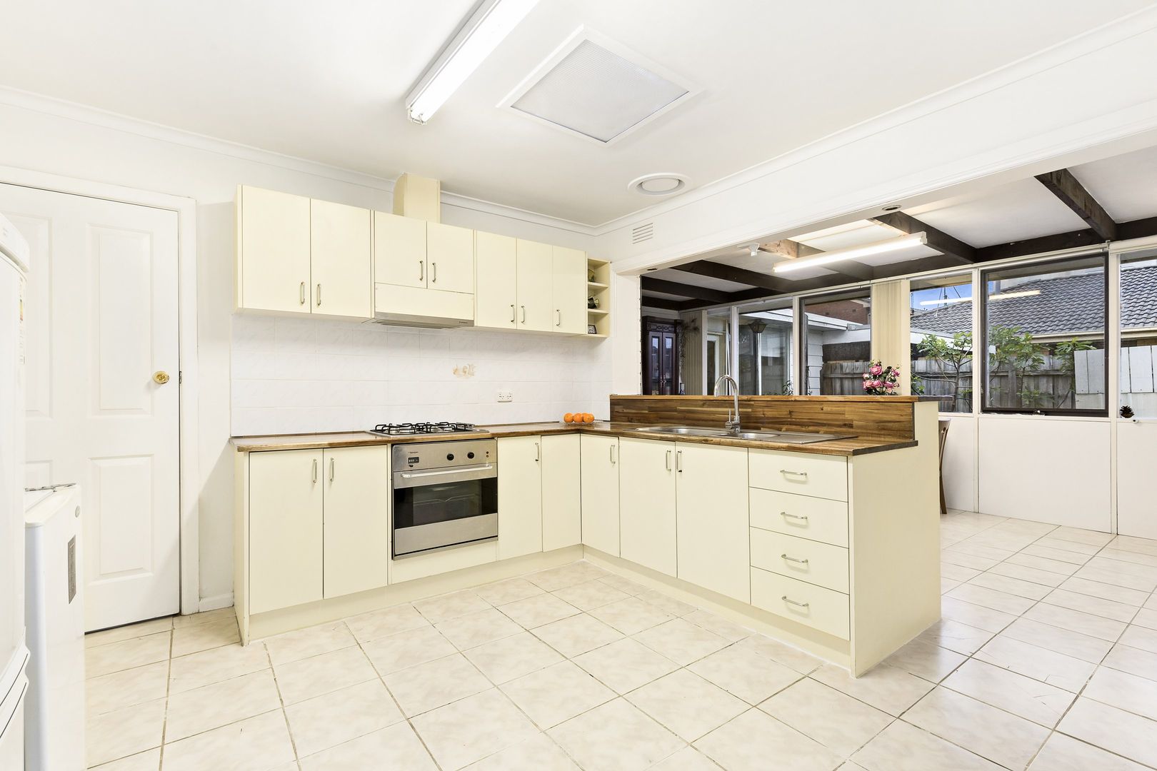 1/25 Morton Street, Clayton VIC 3168, Image 2