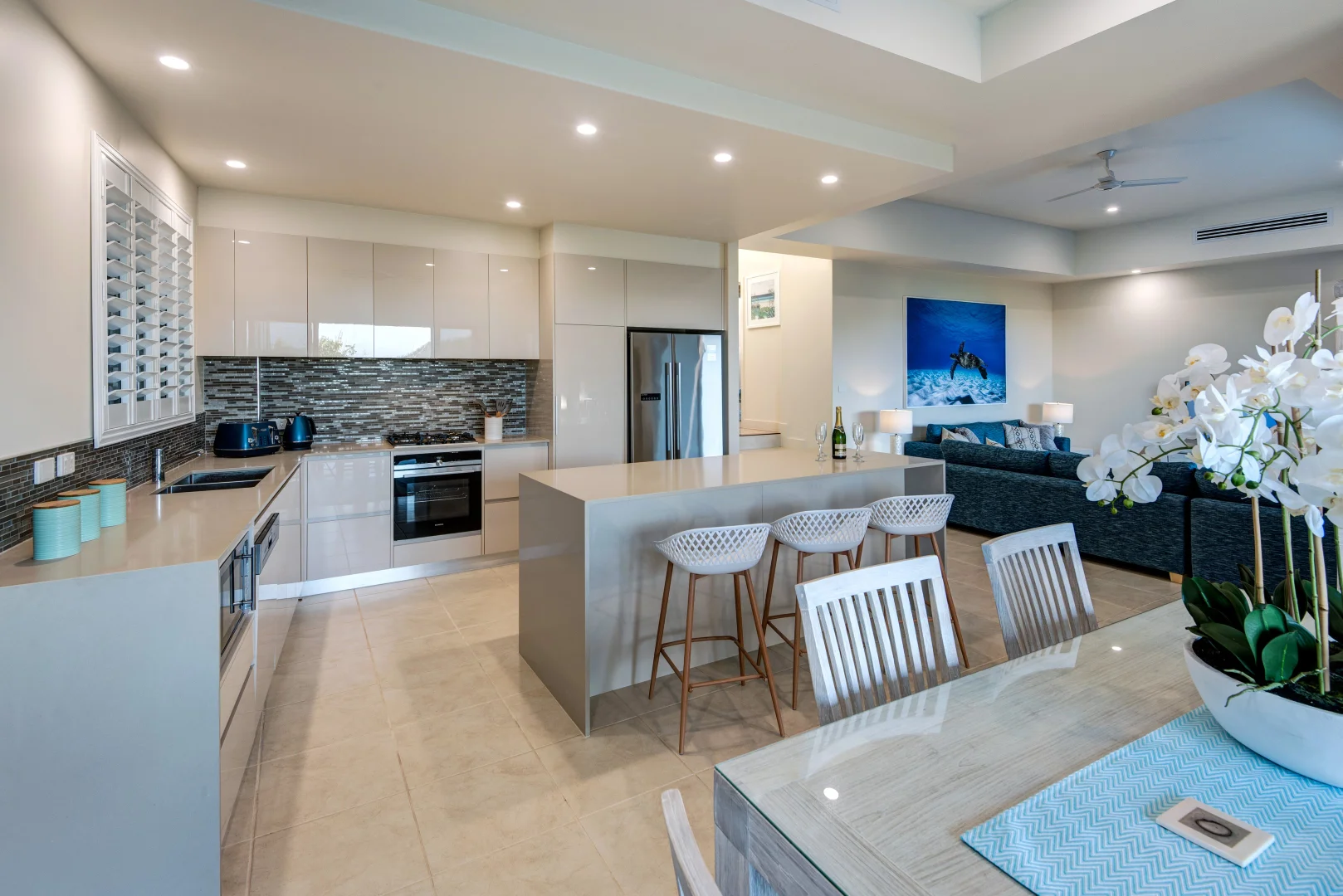 Additional image 12 of La Bella Waters 2 1 Coral Sea Avenue, Hamilton Island QLD 4803