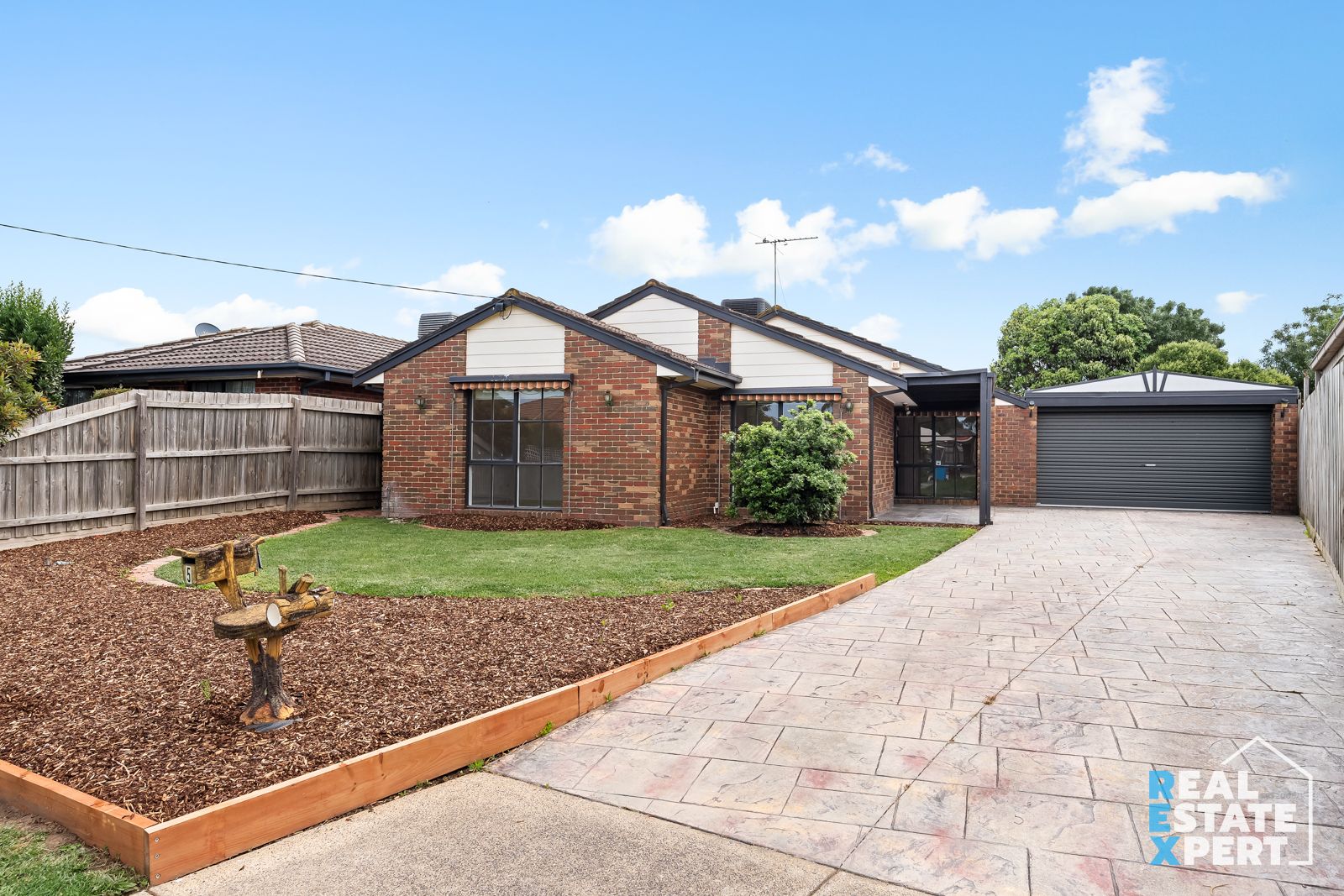 5 Kendari Court, Hampton Park VIC 3976, Image 0