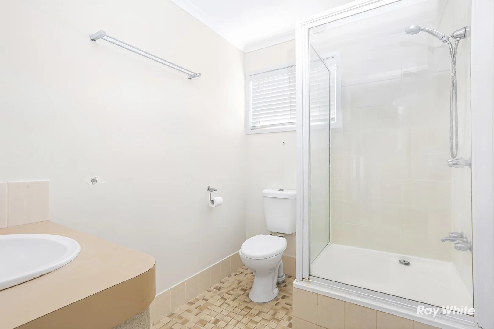 Additional image 9 of 24/10-14 Elma Street, Cooee Bay QLD 4703