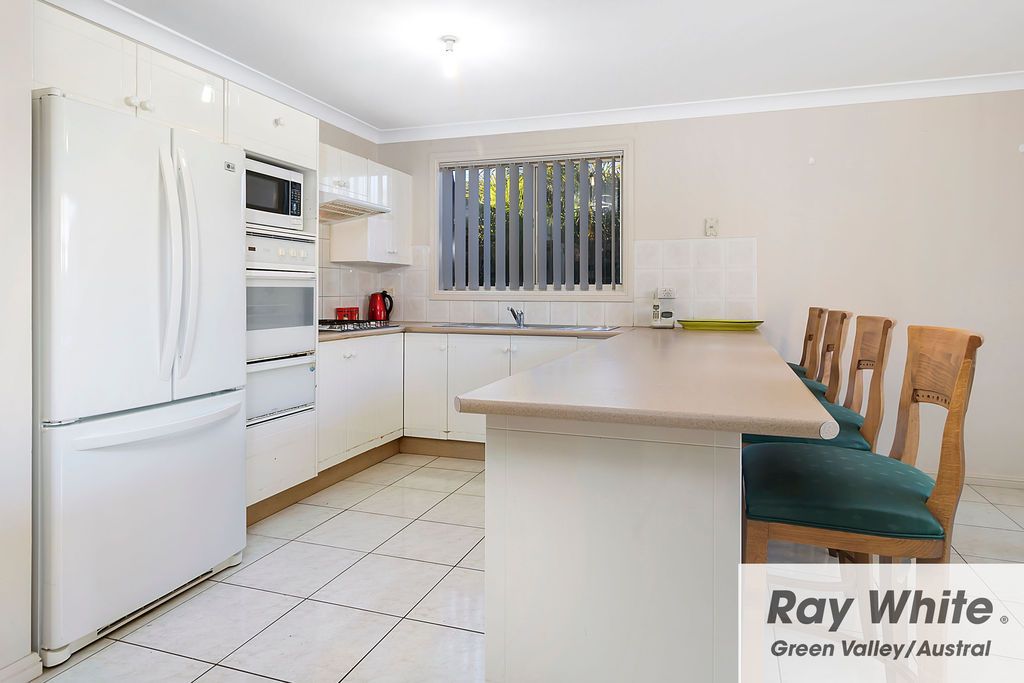 28 Windle Ave, Hoxton Park NSW 2171, Image 1