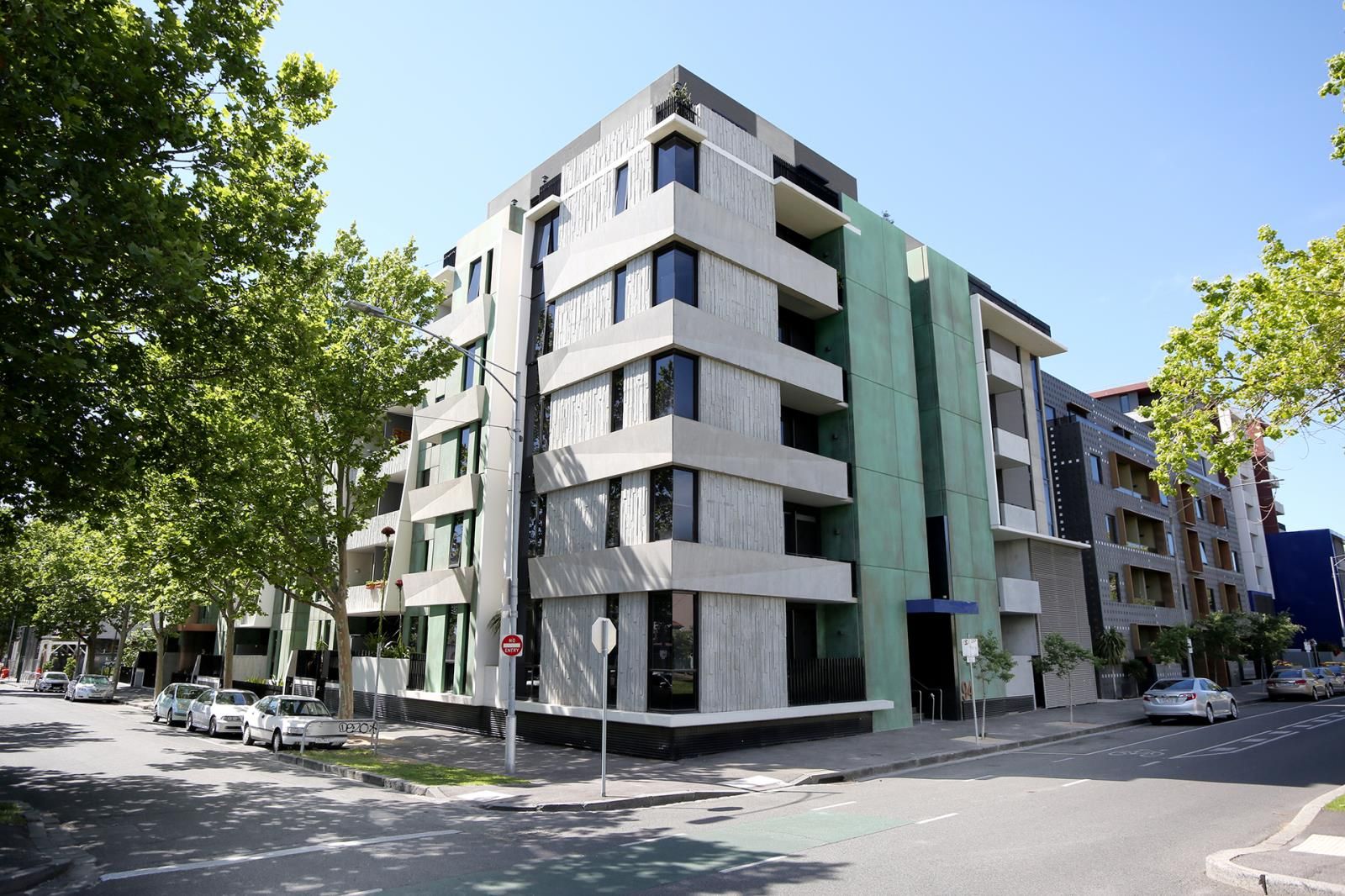 1 bedrooms Apartment / Unit / Flat in 108/94 Canning Street CARLTON VIC, 3053