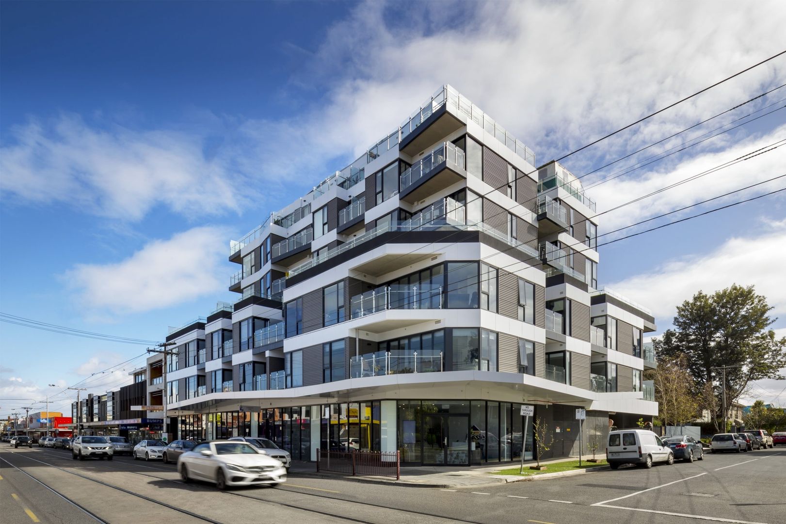 1 bedrooms Apartment / Unit / Flat in 104/483 Glen Huntly Road ELSTERNWICK VIC, 3185