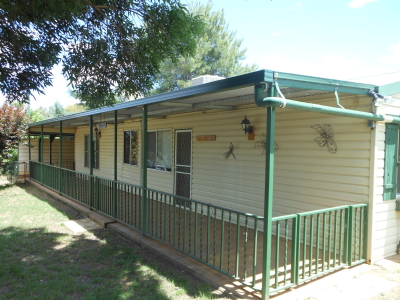 836 Henry Lawson Way, Young NSW 2594