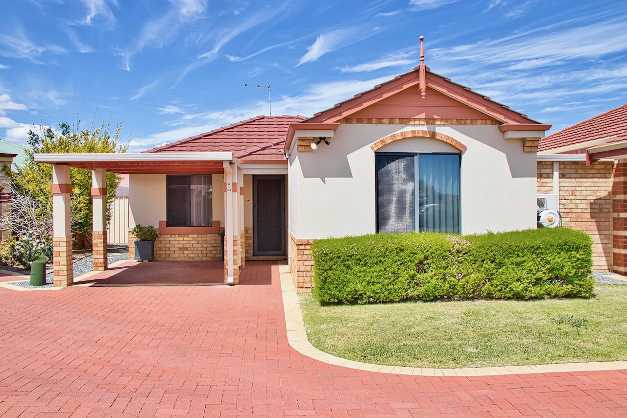 3 bedrooms Apartment / Unit / Flat in 6/54 Gnangara Drive WAIKIKI WA, 6169