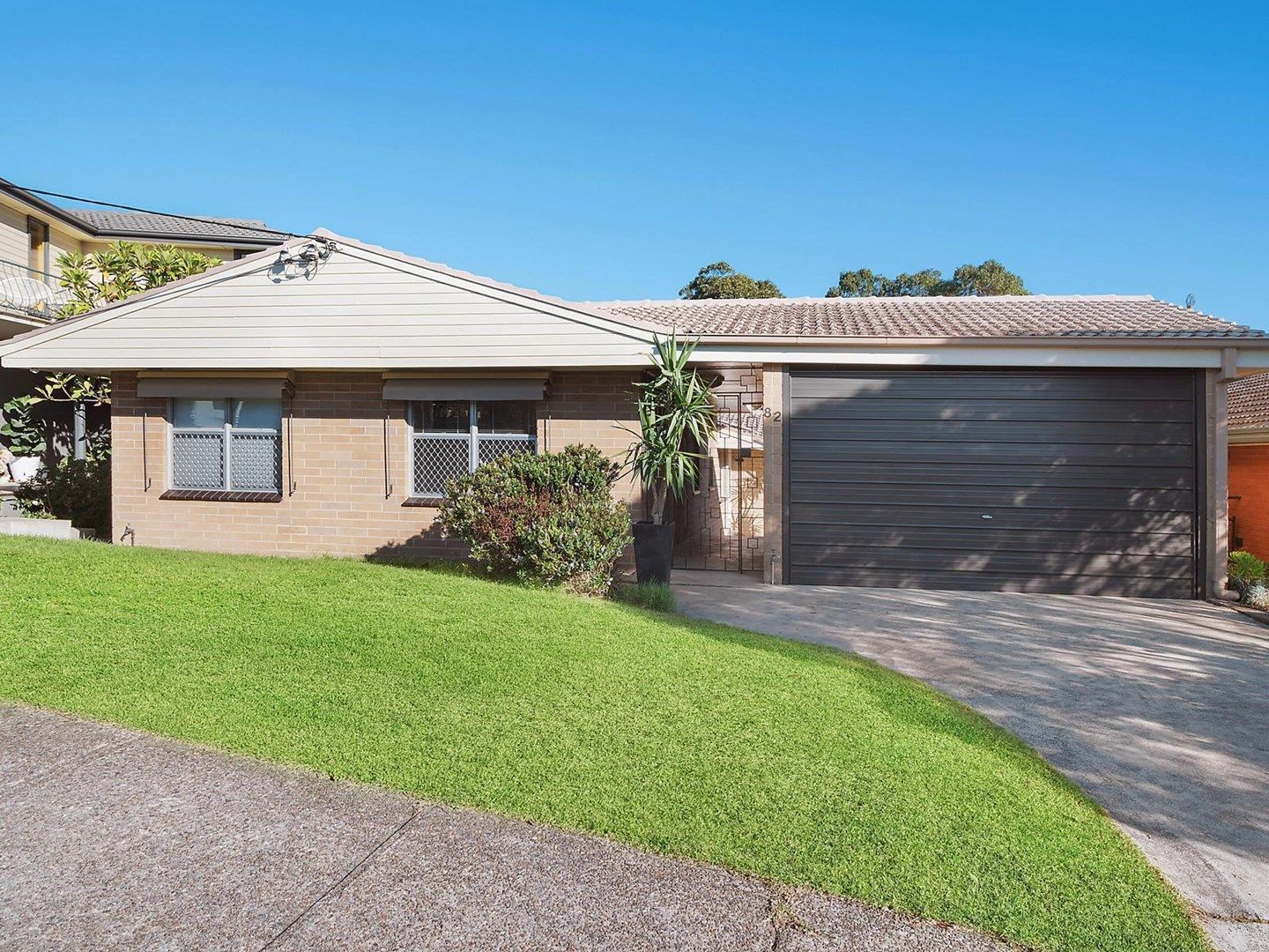 82 Rembrandt Drive, Merewether Heights NSW 2291, Image 0