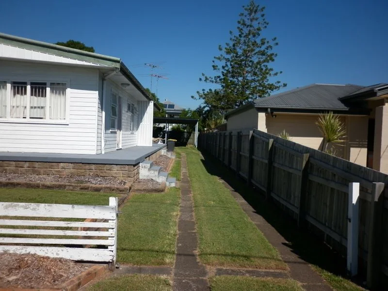 Additional image 7 of 1/127 Singer Street, Wynnum QLD 4178