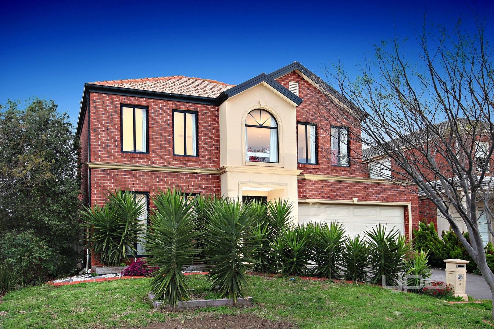 4 Kenrick Mews, Caroline Springs VIC 3023, Image 0