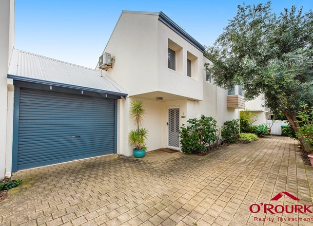 2/18 Hinderwell Street, Scarborough WA 6019