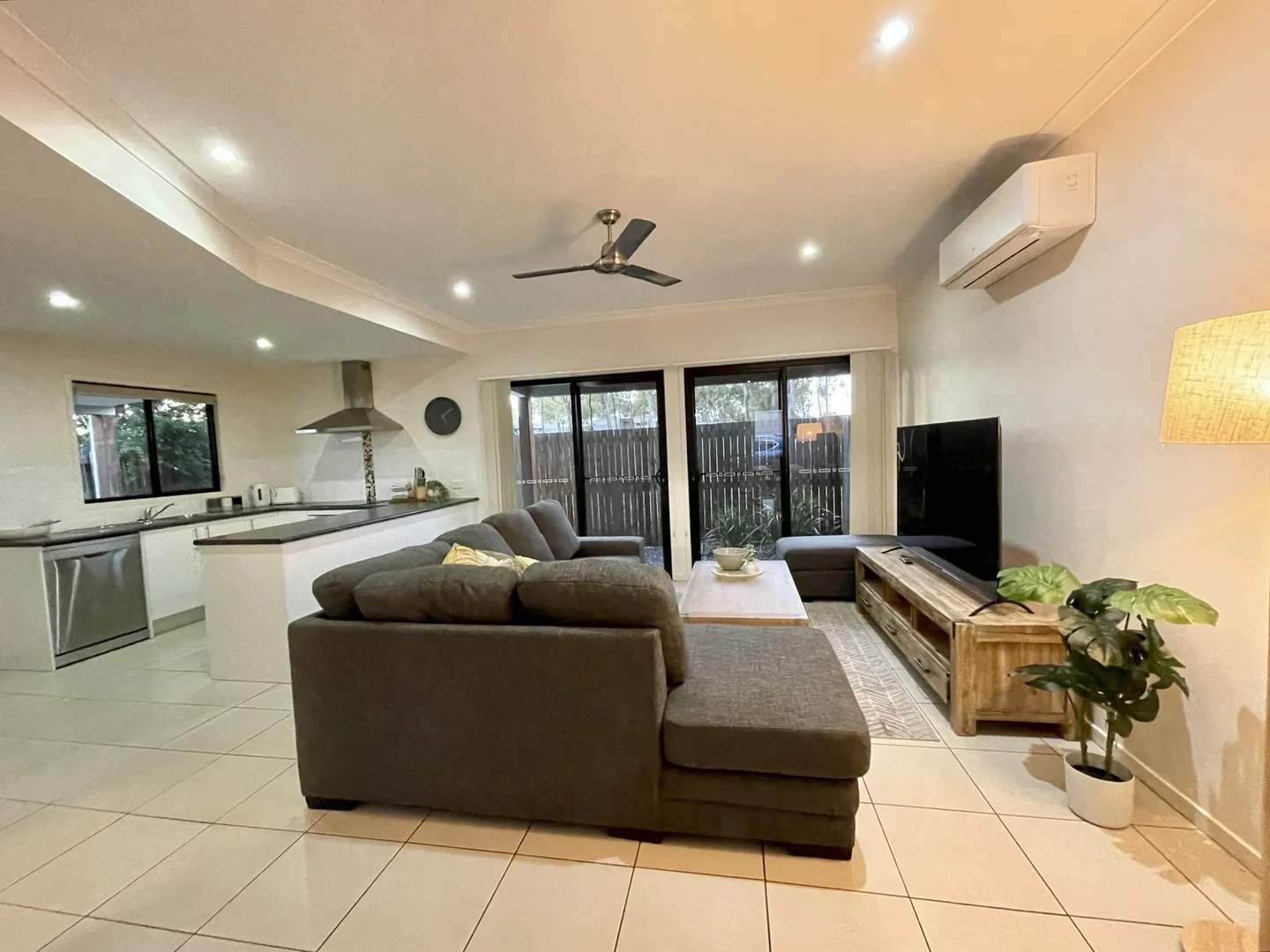 Additional image 10 of 1, 2, 3/35 FLINDERS Drive, Moranbah QLD 4744