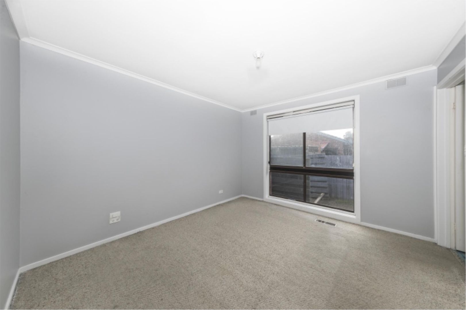 2 Maynard Place, Kings Park VIC 3021, Image 2