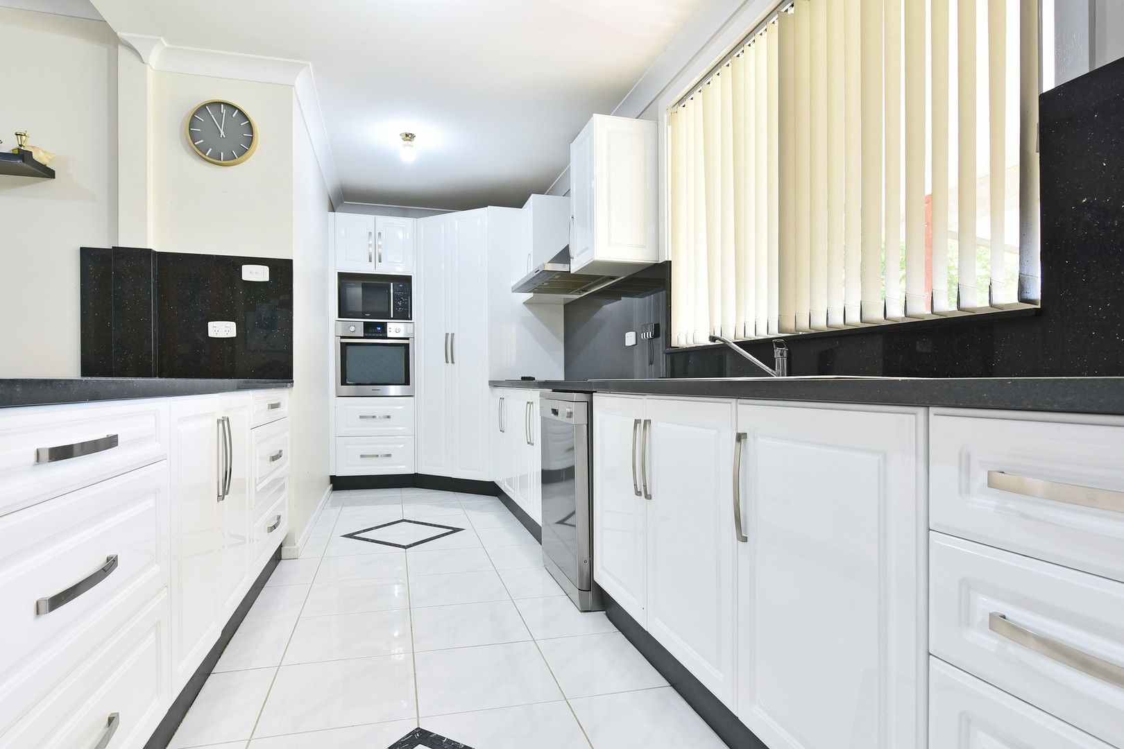 4 bedrooms House in 62 Appleton Avenue WESTON NSW, 2326