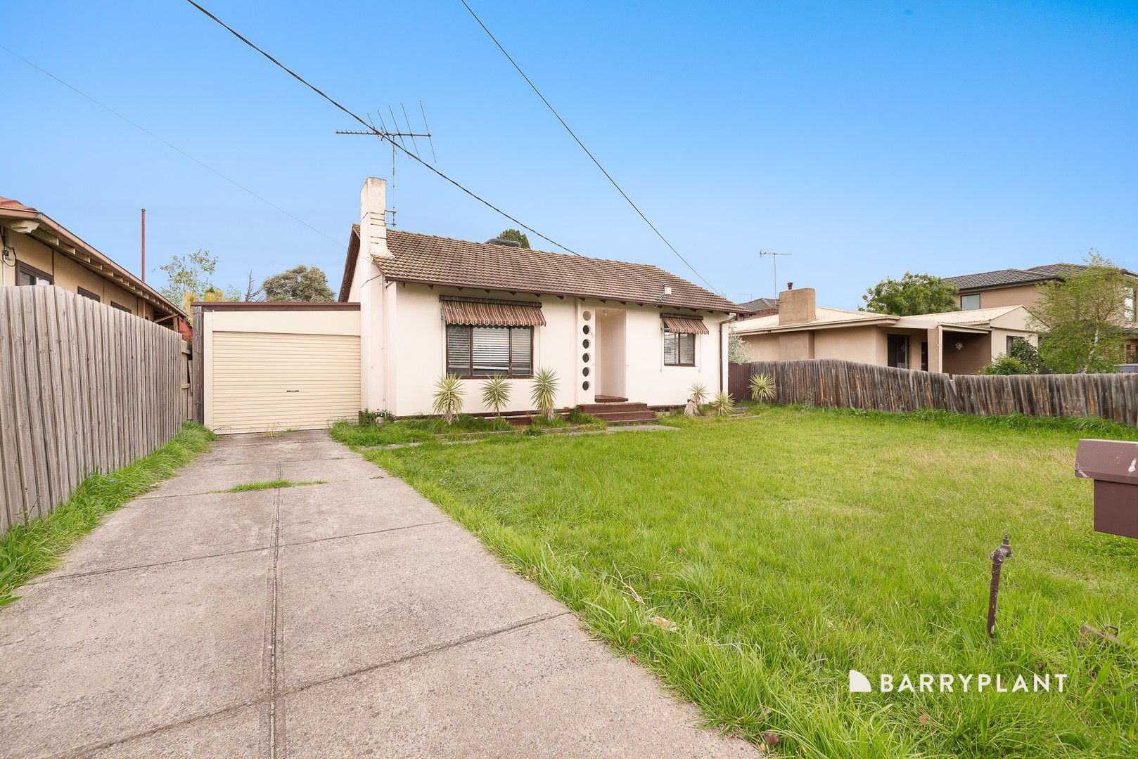 2 bedrooms House in 43 Bindi Street GLENROY VIC, 3046