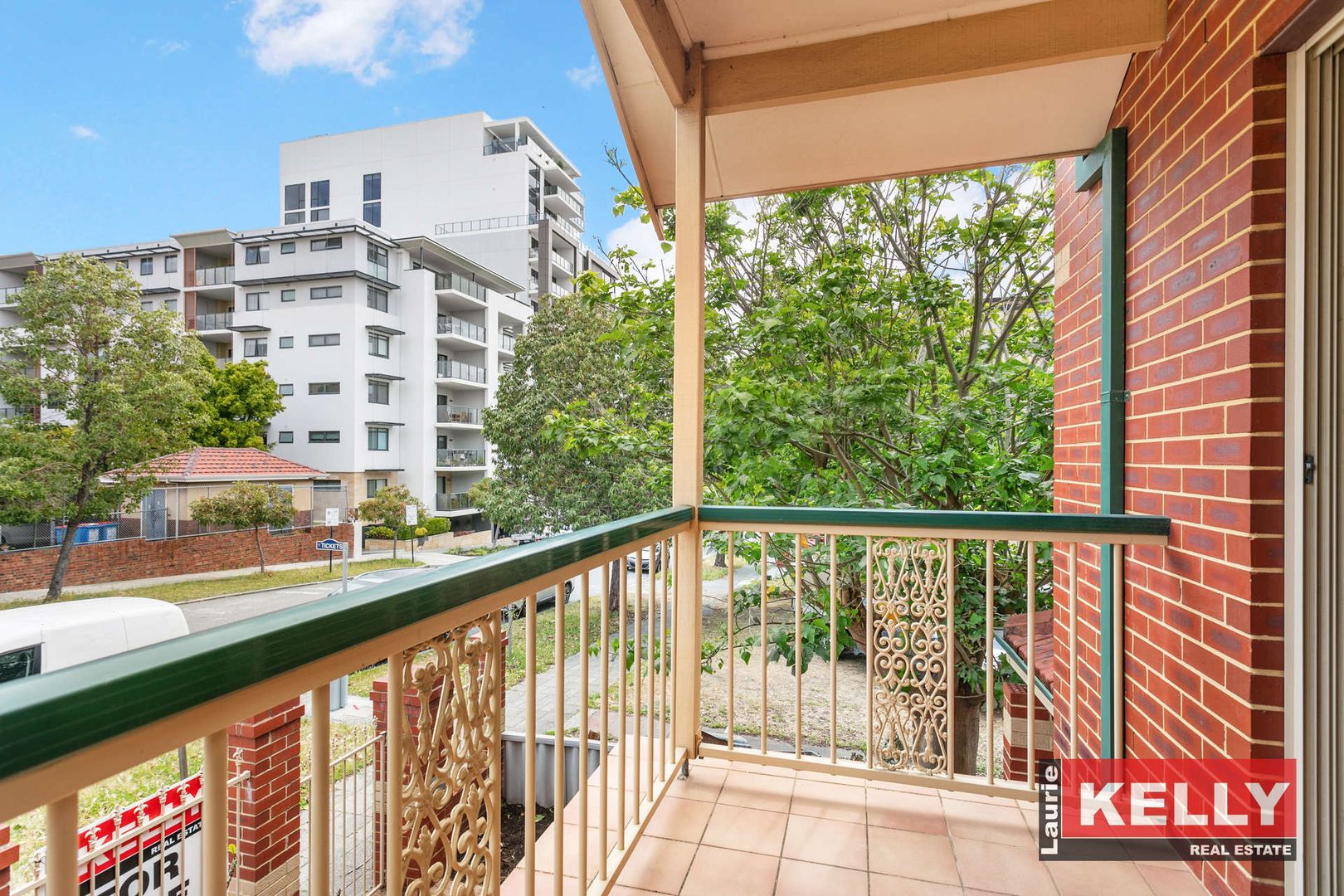 1/24 Bronte Street, East Perth WA 6004, Image 2