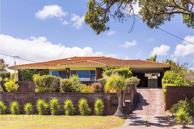 Picture of 52 Waterford Drive, HILLARYS WA 6025