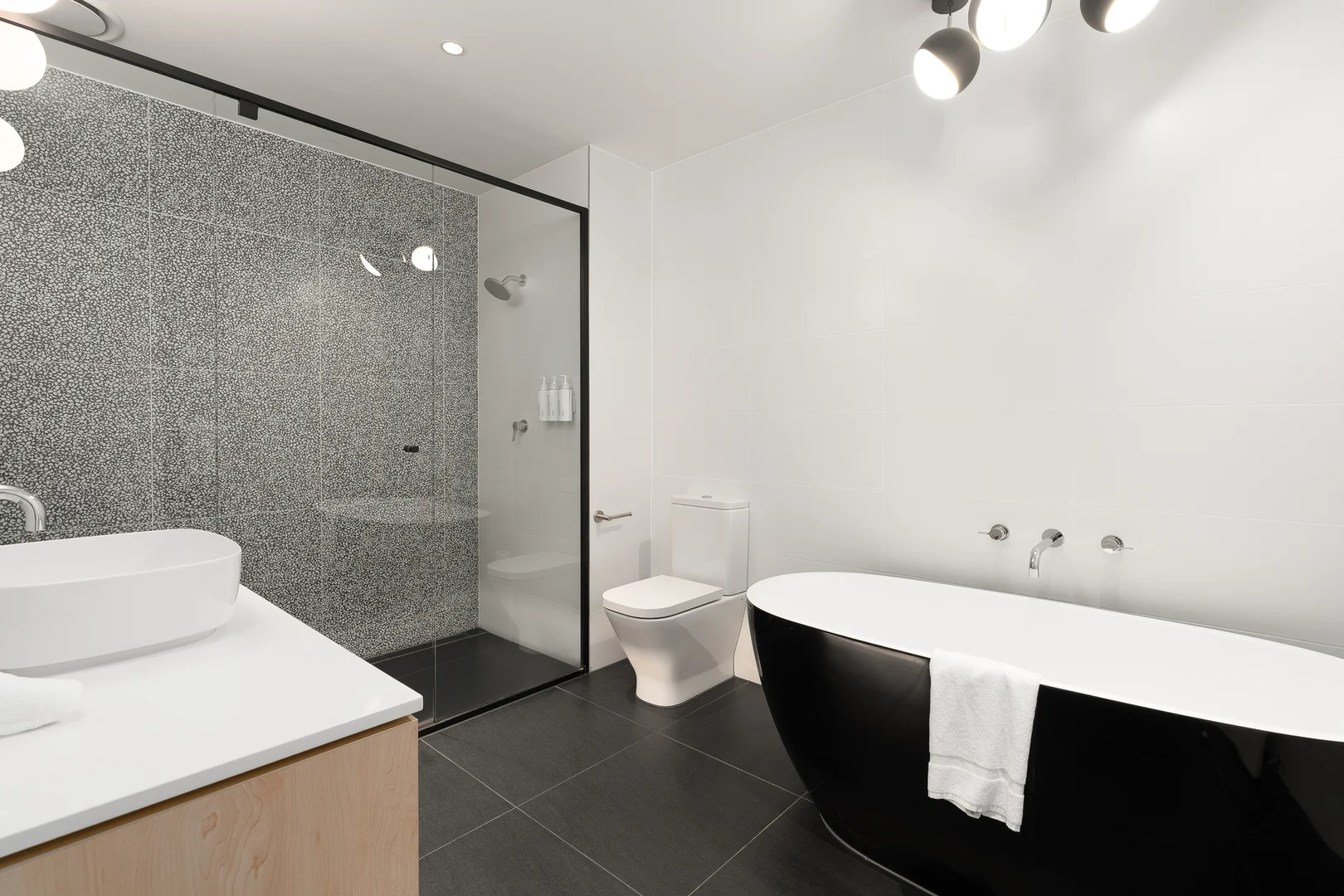 Additional image 10 of 710/10 Bellerine Street, Geelong VIC 3220