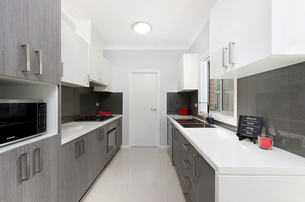 8/31 Hillcrest Road, Quakers Hill NSW 2763, Image 2