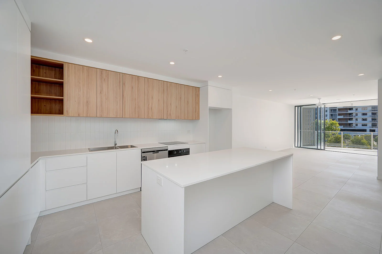 Additional image 3 of 304/11 Waterside Retreat, Birtinya QLD 4575