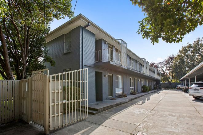 Picture of 11/10 Walsh Street, ORMOND VIC 3204