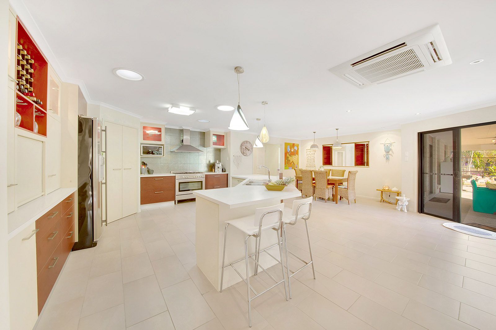 2 Ronpen Close, Tannum Sands QLD 4680, Image 1