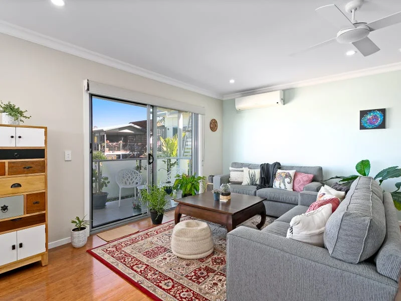 Additional image 9 of 8/133 Prince Edward Parade, Scarborough QLD 4020