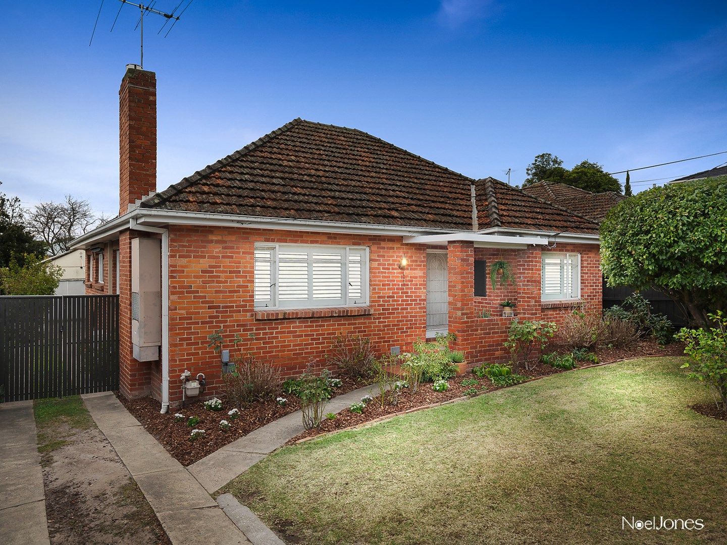 23 Craig Street, Blackburn South VIC 3130, Image 0