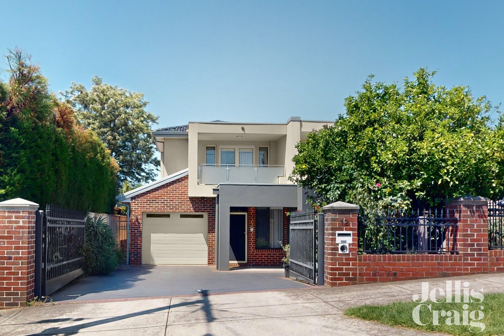 5 bedrooms House in 12 Kendall Street ESSENDON VIC, 3040
